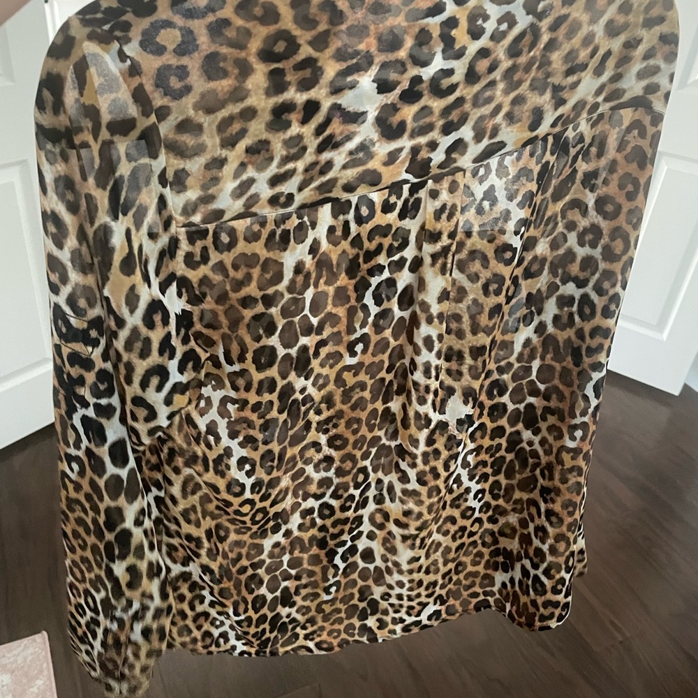 Express cheetah print bottom up shirt - Picture 3 of 3